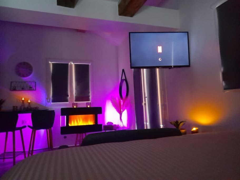 L'Antre Deux Pierres, Romantisme, Jacuzzi Exterieur, Plateau Dinatoire Bouyon Exterior foto