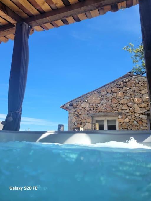 L'Antre Deux Pierres, Romantisme, Jacuzzi Exterieur, Plateau Dinatoire Bouyon Exterior foto